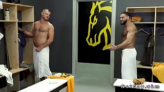 Flimsy gays in an locker ground triune